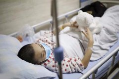 夫妻倆均患上白血病,不是遺傳惹禍,醫(yī)生說(shuō)是因?yàn)榧依镉羞@樣的